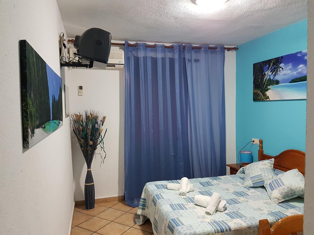 Pension Los Verdiales La Herradura  Exteriör bild